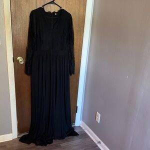 Elegant Black Lace Long Sleeve Dress